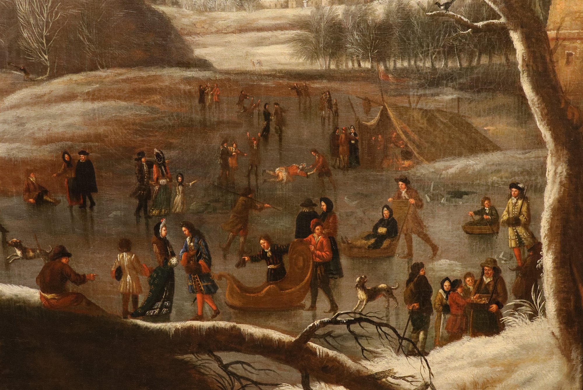 Paesaggio invernale con lago ghiacciato e pattinatori